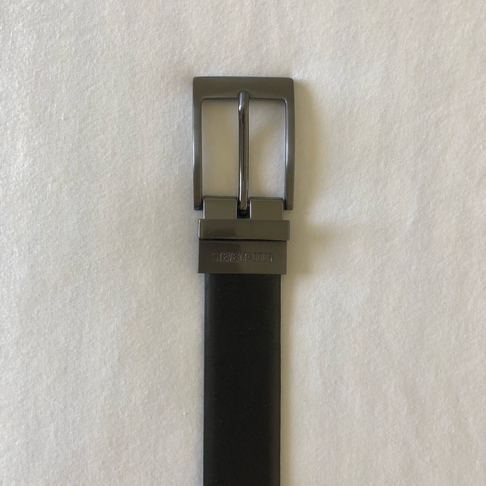 Black/brown Steve Madden belt
